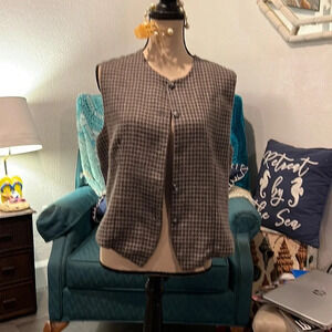 Gray vest missing one button